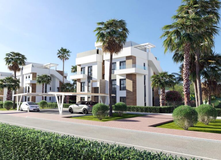 apartment for sale in Hacienda del Alamo Golf Resort
